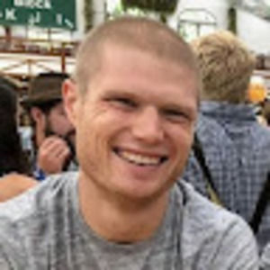 Meet your Posher, Dennis